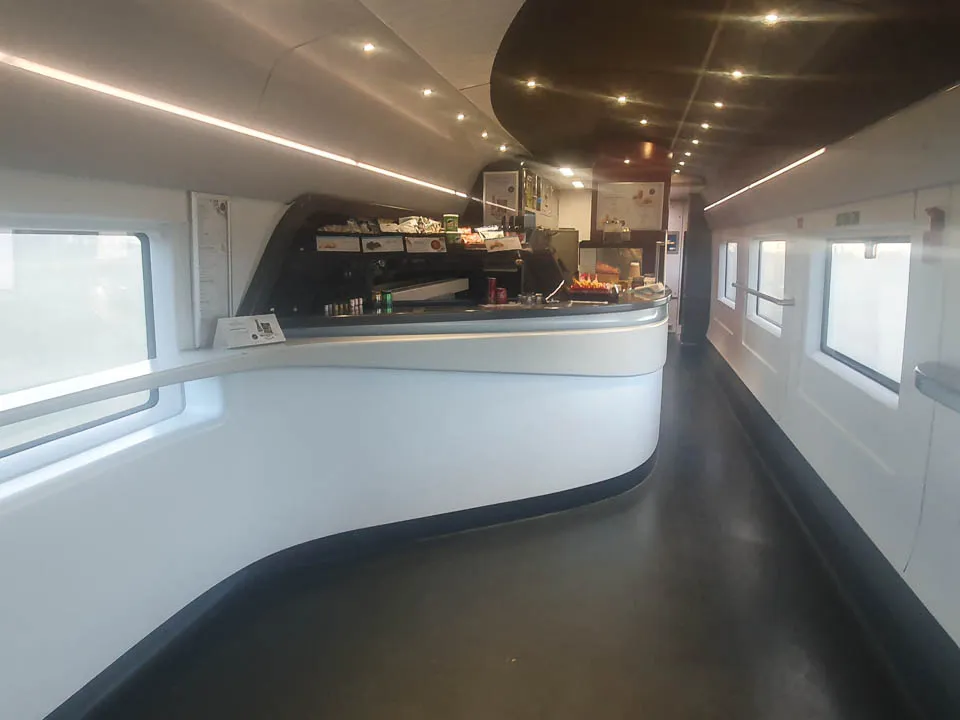 Eurostar cafe bar
