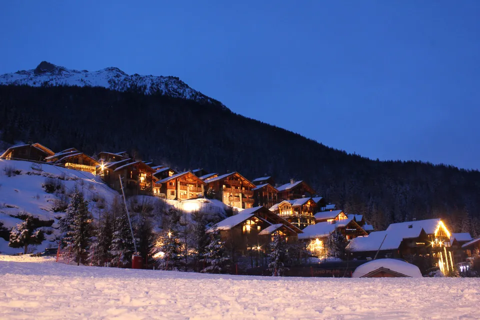 Ste Foy by night