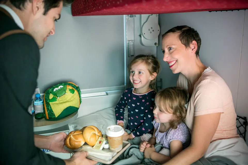 Breakfast in NightJet couchette