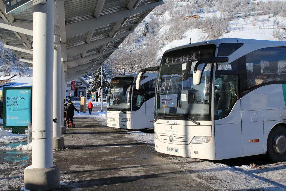 Buses at Bourg St Maurice station